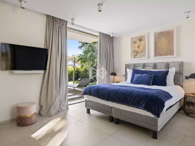 Property with Sea view Saint-Tropez - 5 bedrooms - 230m²