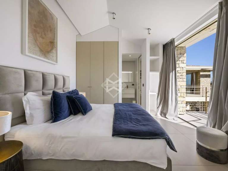 Property with Sea view Saint-Tropez - 5 bedrooms - 230m²