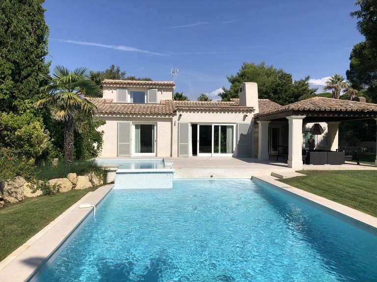 Propriété Saint-Tropez - 6 chambres - 210m²