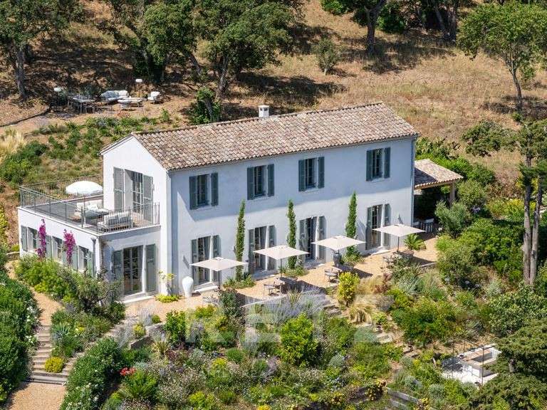 Propriété avec Vue sur mer Saint-Tropez - 5 chambres - 300m²