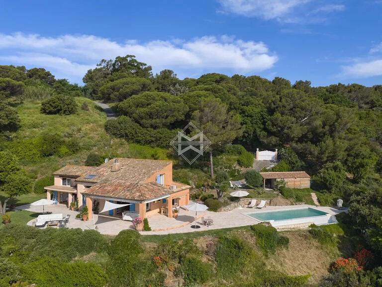 Villa Saint-Tropez - 5 chambres - 190m²