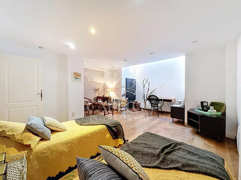 Villa Saint-Tropez - 3 bedrooms - 256m²