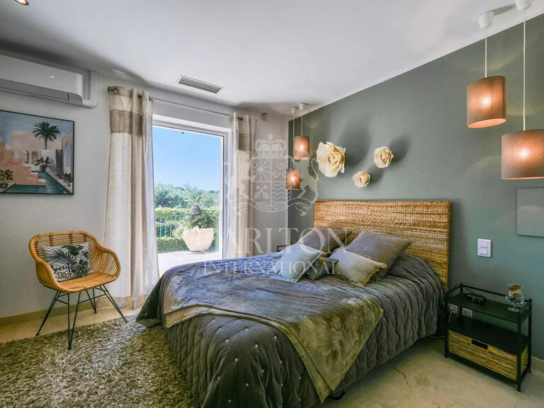 Villa Saint-Tropez - 3 bedrooms - 256m²