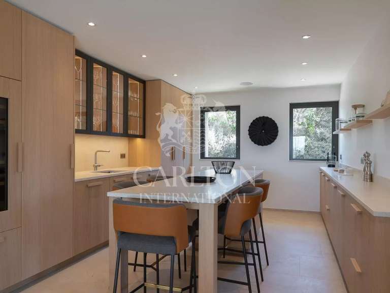 Villa Saint-Tropez - 9 bedrooms - 674m²