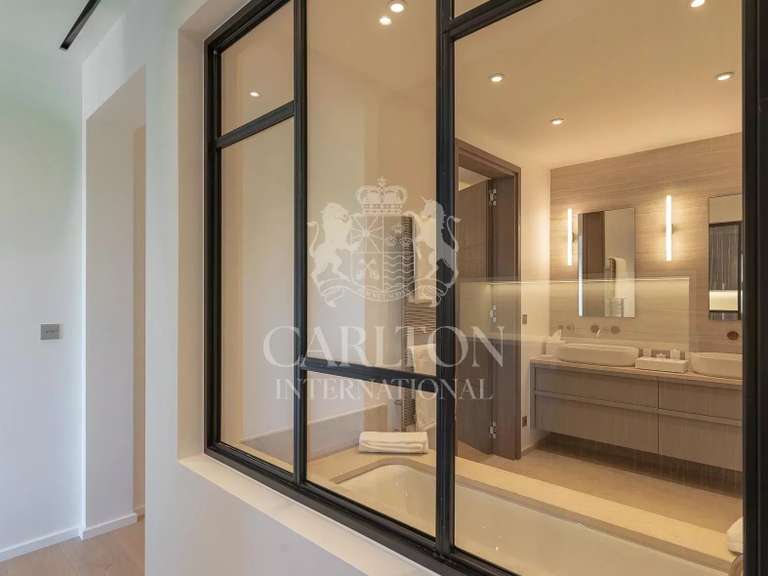 Villa Saint-Tropez - 9 bedrooms - 674m²