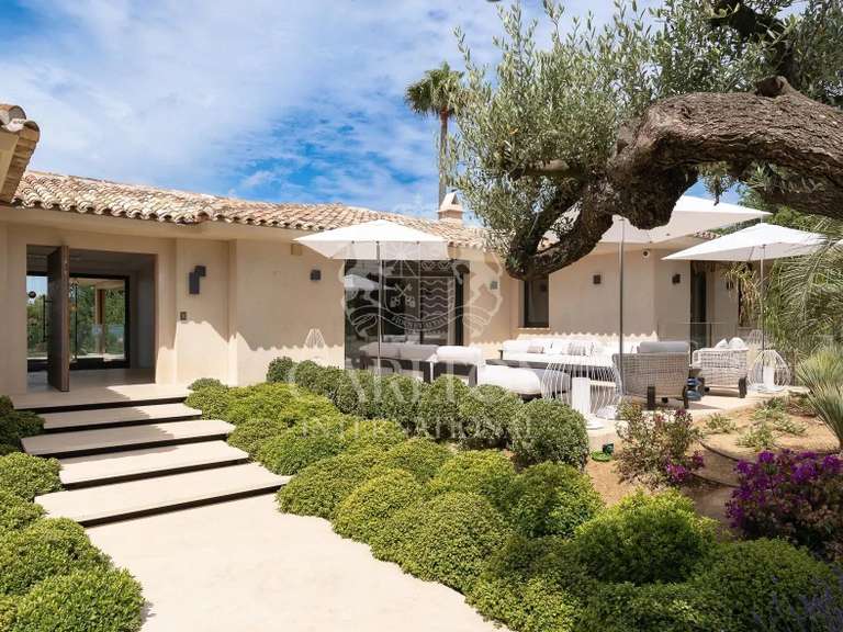Villa Saint-Tropez - 9 bedrooms - 674m²