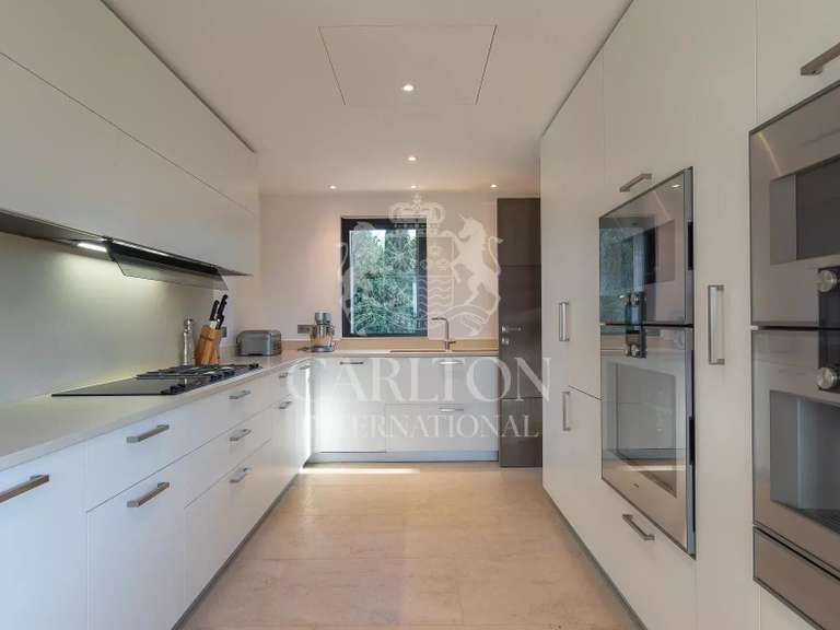 Villa Saint-Tropez - 9 bedrooms - 674m²