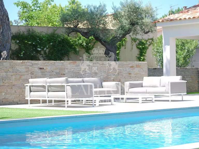 Villa Saint-Tropez - 5 bedrooms - 325m²