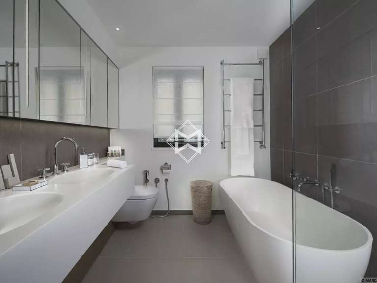 Villa Saint-Tropez - 6 bedrooms - 400m²