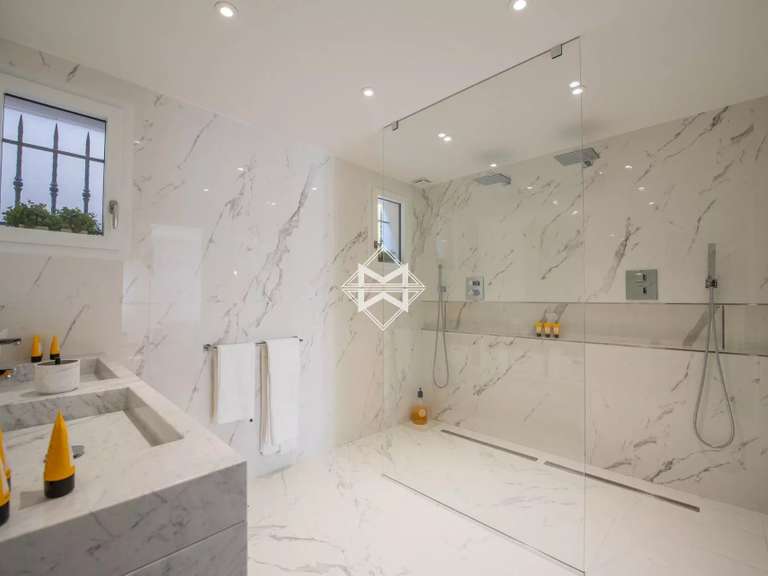 Villa Saint-Tropez - 7 bedrooms - 450m²