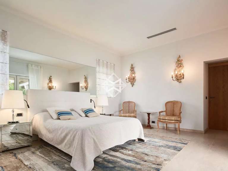 Villa Saint-Tropez - 8 bedrooms - 600m²