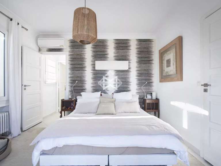 Villa Saint-Tropez - 4 bedrooms - 300m²