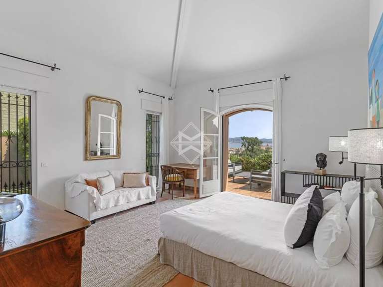 Villa with Sea view Saint-Tropez - 5 bedrooms - 300m²