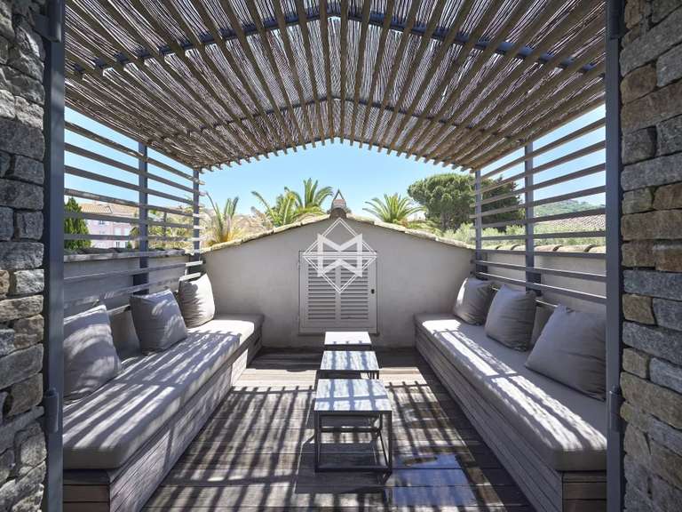 Villa Saint-Tropez - 5 bedrooms - 300m²