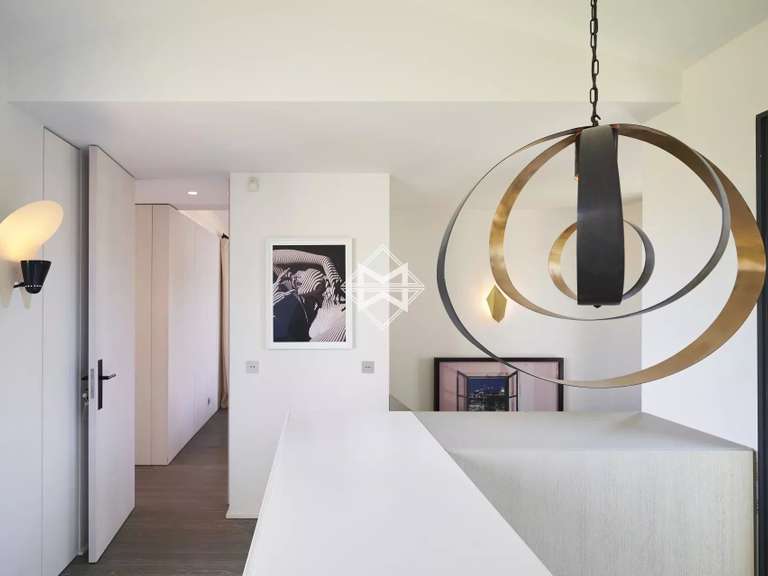 Villa Saint-Tropez - 5 bedrooms - 300m²