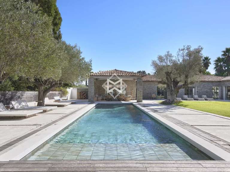 Villa Saint-Tropez - 9 bedrooms - 550m²