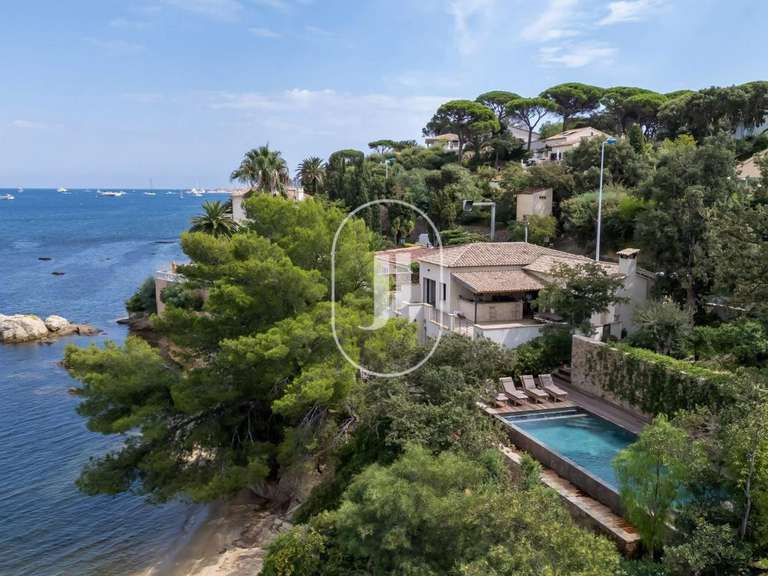 Villa with Sea view Saint-Tropez - 4 bedrooms - 170m²