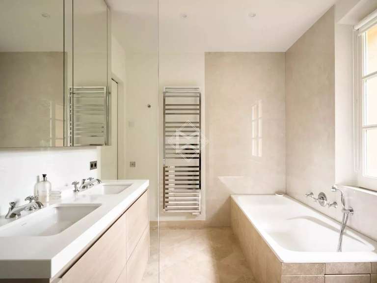 Villa Saint-Tropez - 5 chambres - 284m²