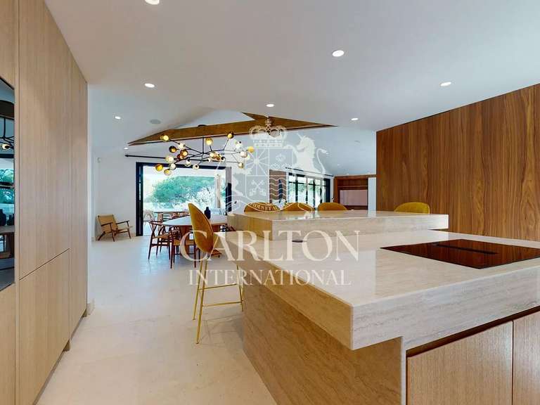 Villa Saint-Tropez - 6 bedrooms - 610m²