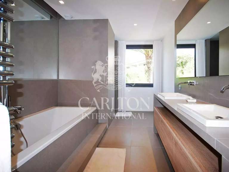 Villa Saint-Tropez - 5 chambres - 325m²