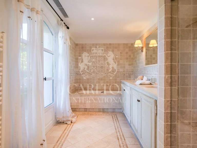 Villa avec Vue sur mer Saint-Tropez - 6 chambres - 400m²