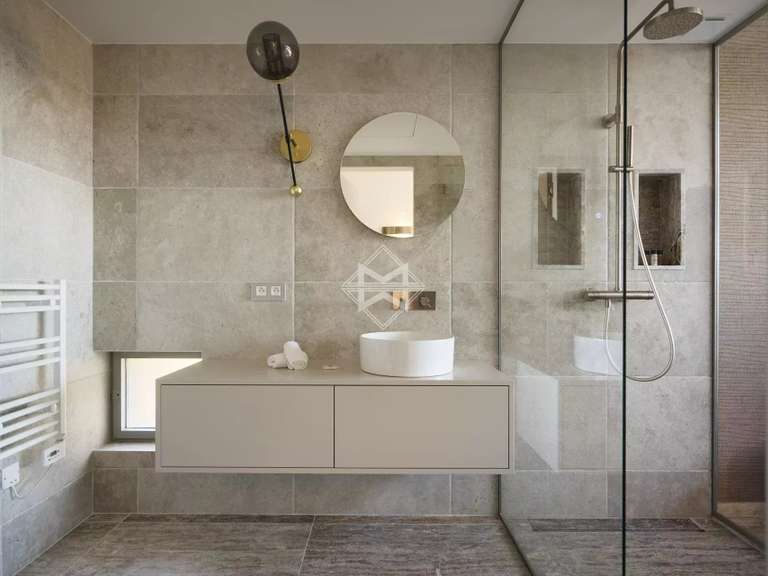 Villa Saint-Tropez - 5 bedrooms - 310m²