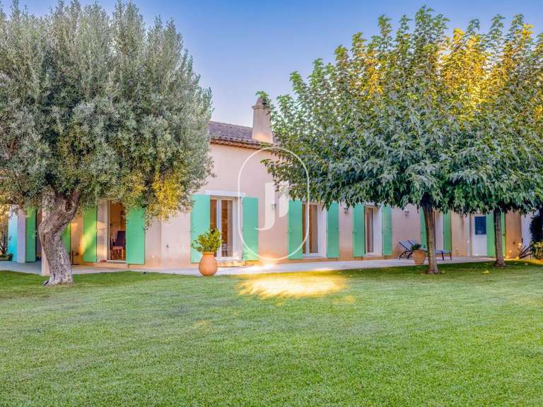 Villa Saint-Tropez - 6 bedrooms - 315m²
