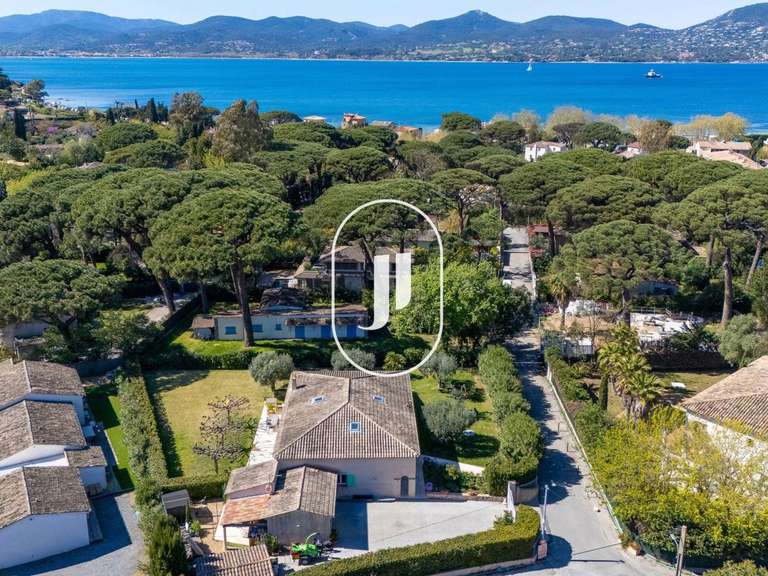 Villa Saint-Tropez - 6 bedrooms - 315m²