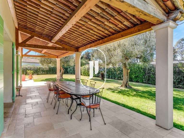 Villa Saint-Tropez - 6 bedrooms - 235m²