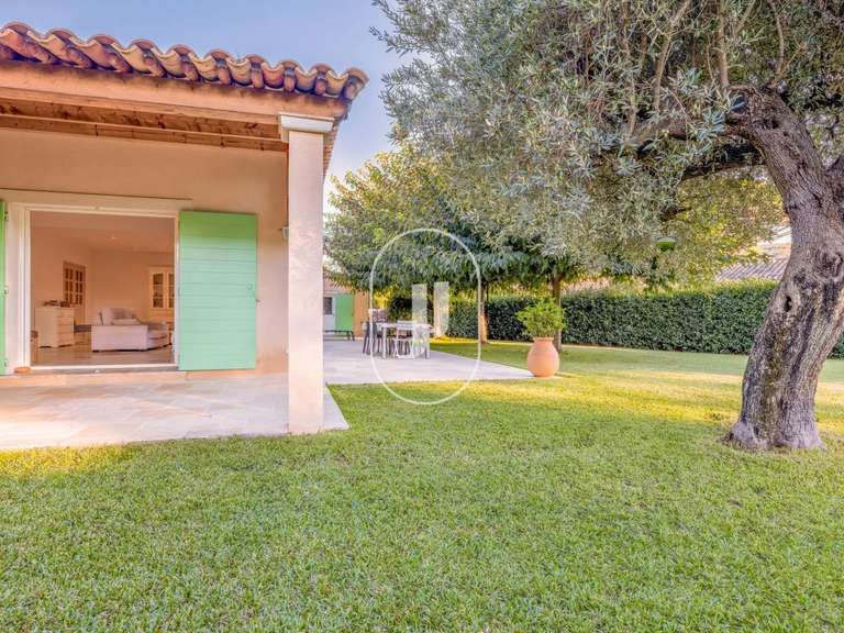 Villa Saint-Tropez - 6 bedrooms - 315m²