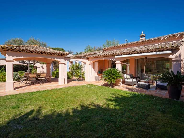 Villa Saint-Tropez - 3 bedrooms - 120m²