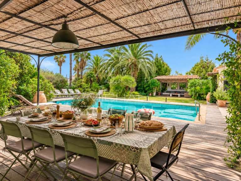Villa Saint-Tropez - 8 bedrooms - 365m²