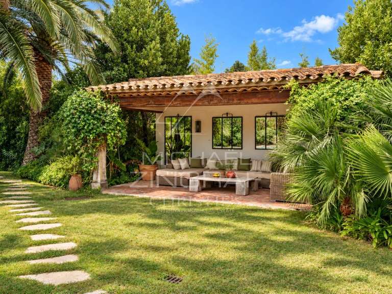 Villa Saint-Tropez - 8 bedrooms - 365m²