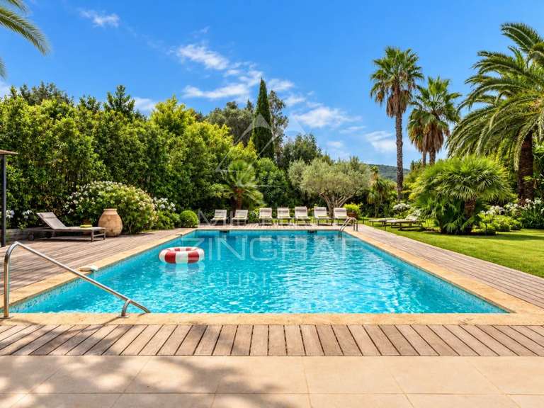 Villa Saint-Tropez - 8 bedrooms - 365m²