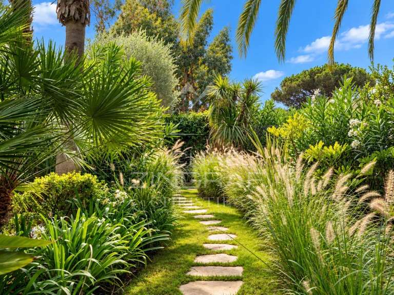 Villa Saint-Tropez - 8 bedrooms - 365m²