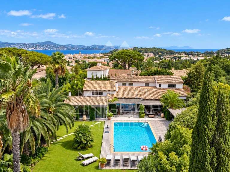 Villa Saint-Tropez - 8 bedrooms - 365m²
