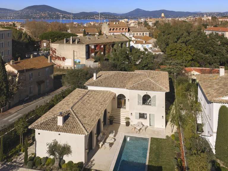 Villa Saint-Tropez - 5 bedrooms - 1026m²