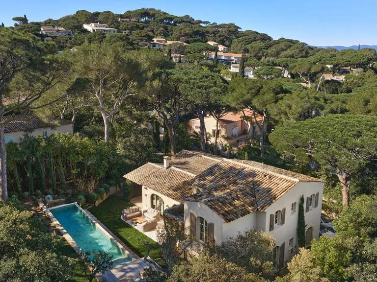 Villa Saint-Tropez - 5 bedrooms - 285m²