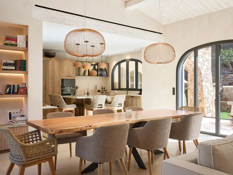 Villa Saint-Tropez - 5 bedrooms - 285m²
