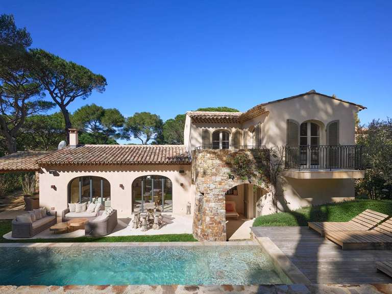 Villa Saint-Tropez - 5 bedrooms - 285m²