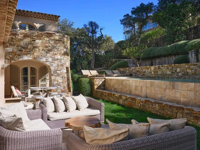 Villa Saint-Tropez - 5 bedrooms - 285m²