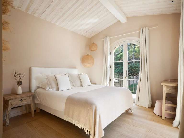Villa Saint-Tropez - 5 bedrooms - 285m²