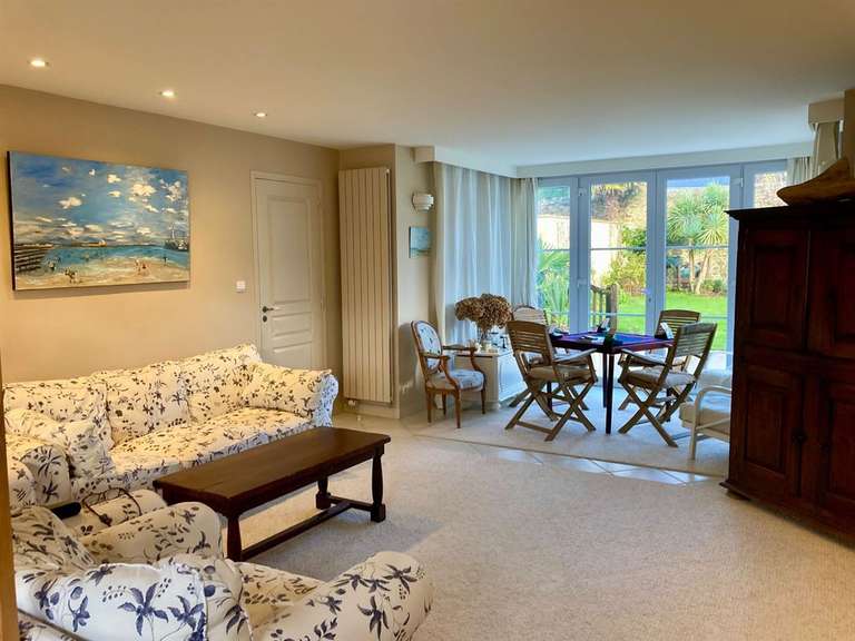 Maison Saint-Vaast-la-Hougue - 4 chambres - 212m²