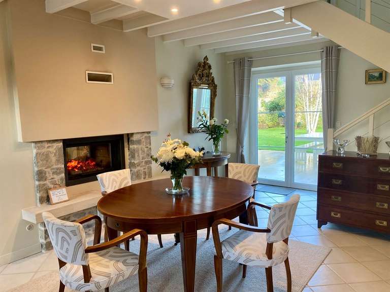 Maison Saint-Vaast-la-Hougue - 4 chambres - 212m²