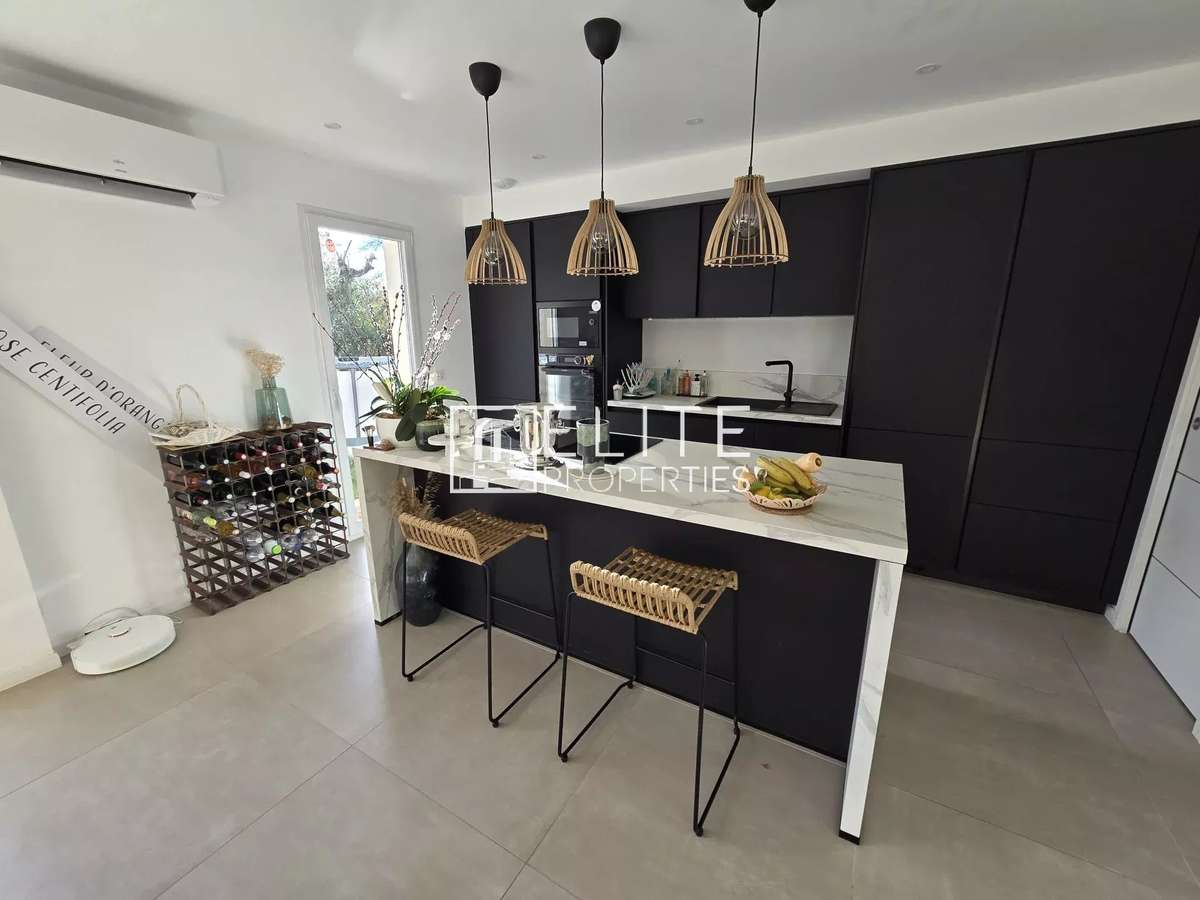 House Saint-Vallier-de-Thiey