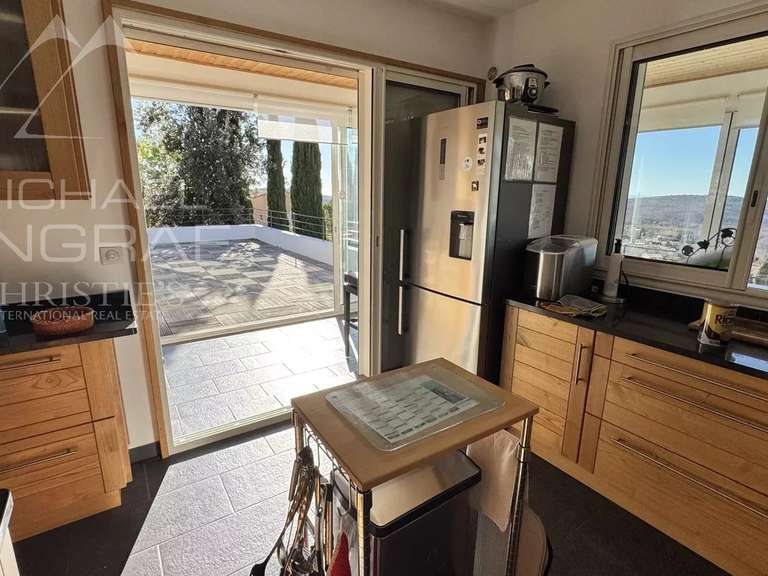 House Saint-Vallier-de-Thiey - 273m²