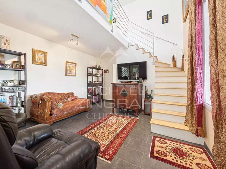 Maison Saint-Vallier-de-Thiey - 273m²