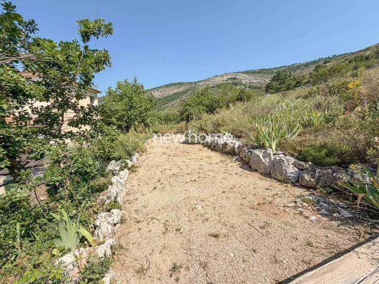 Maison Saint-Vallier-de-Thiey - 4 chambres - 274m²