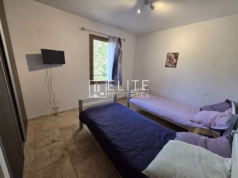 Maison Saint-Vallier-de-Thiey - 4 chambres - 160m²
