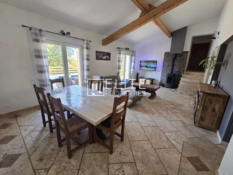 Maison Saint-Vallier-de-Thiey - 4 chambres - 160m²